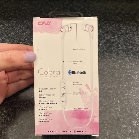 CYLO-Wireless Bluetooth Ear Buds - Picture 2 of 3